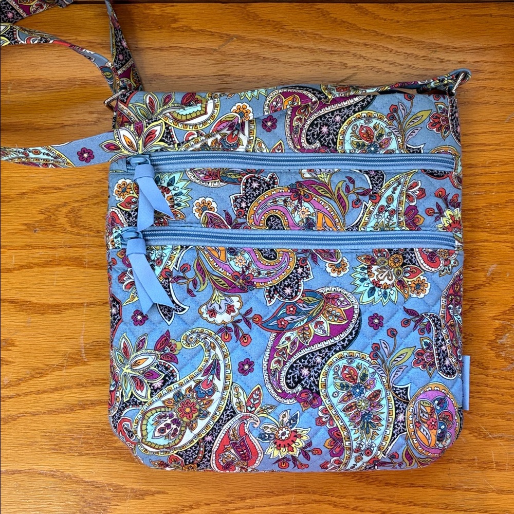 Vera Bradley Paisley Cotton Crossbody Bag - like new - Picture 8 of 12